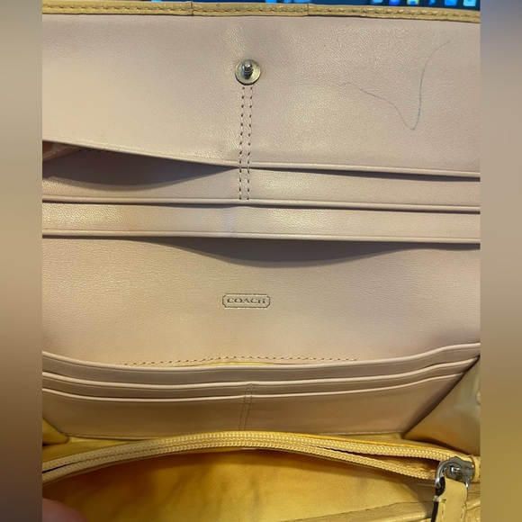 COACH Julia Op Art Butter Yellow Tote with Matching Wallet & Dust Bag - Picture 13 of 13